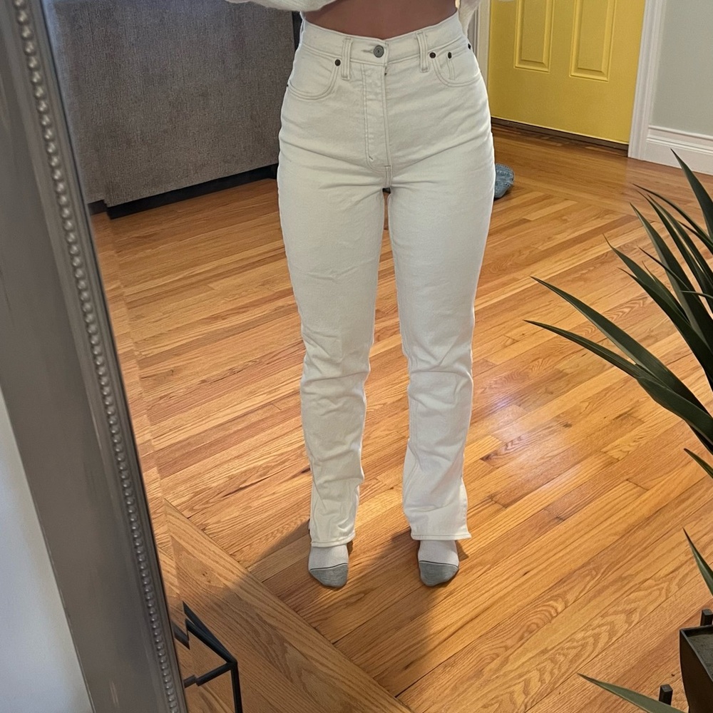 Abercrombie ultra high rise 90s straight jeans with split hem